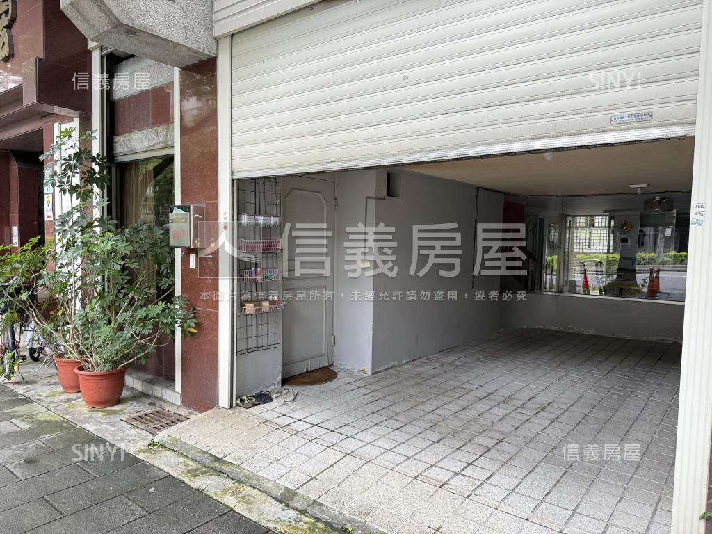 植物園實小學區四房１樓房屋室內格局與周邊環境