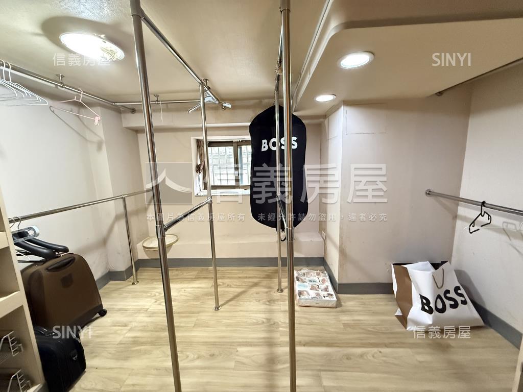 植物園實小學區四房１樓房屋室內格局與周邊環境
