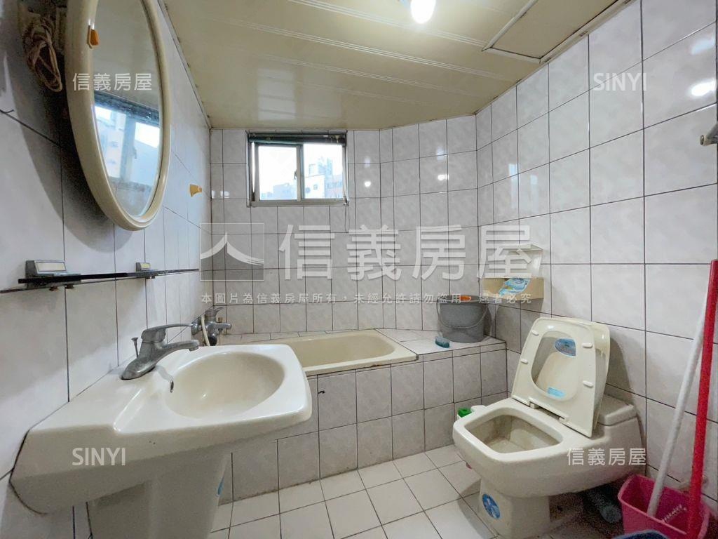 皇后大道●後棟精選３房房屋室內格局與周邊環境