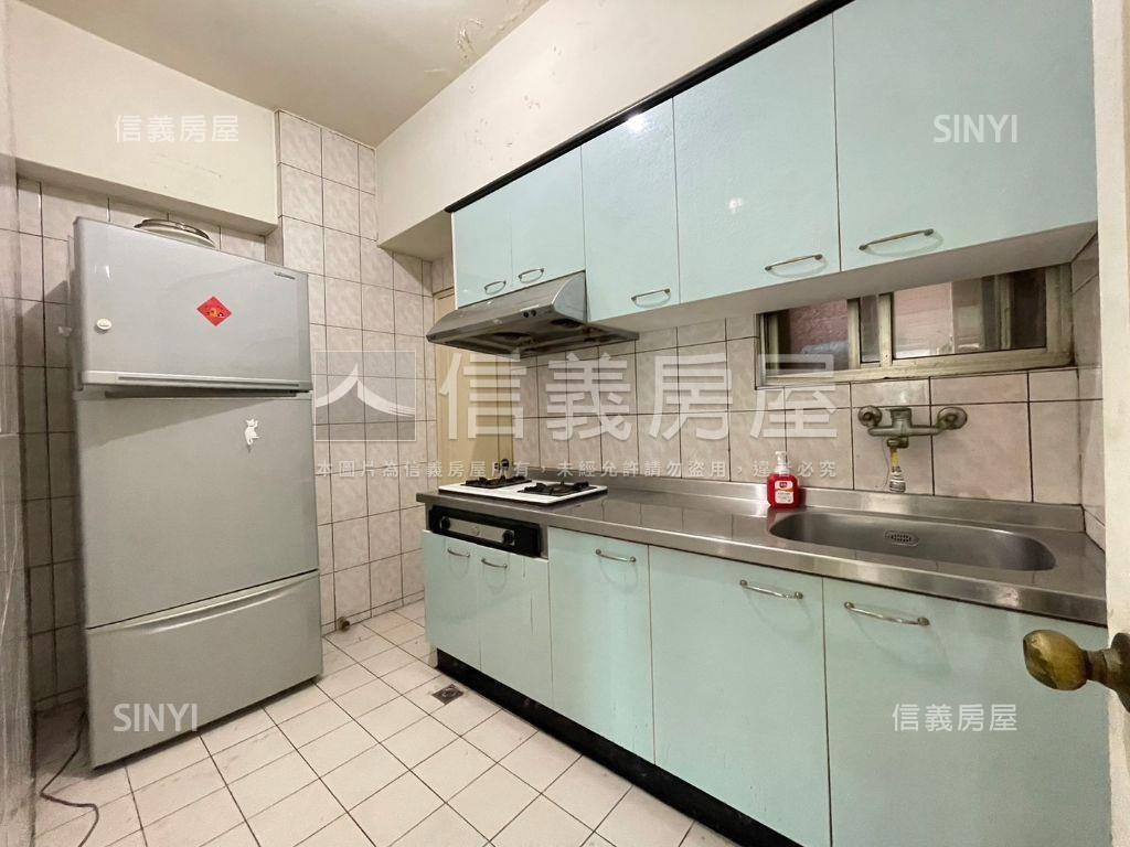 皇后大道●後棟精選３房房屋室內格局與周邊環境