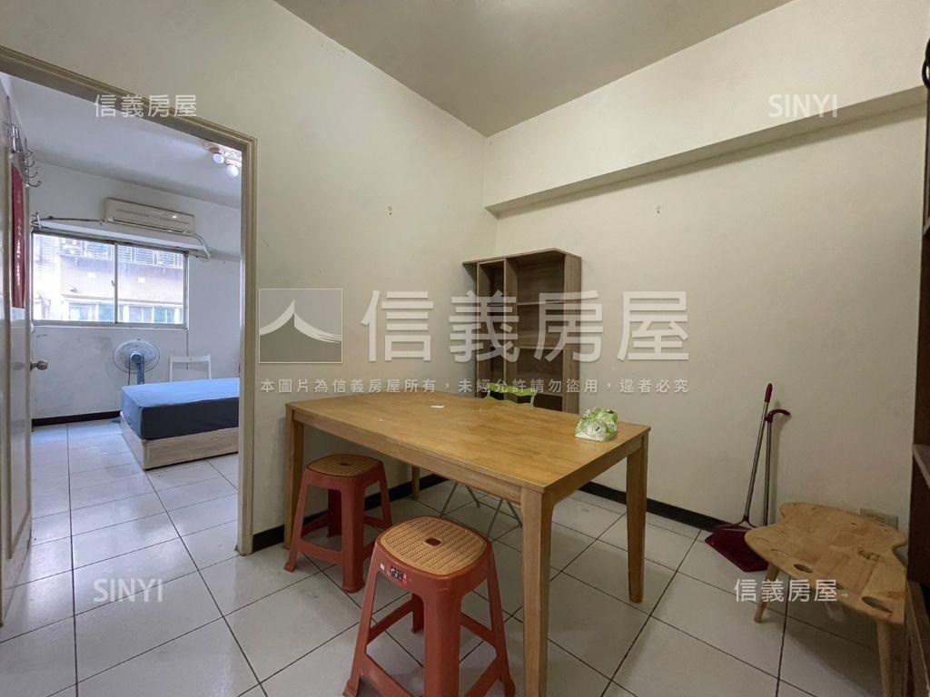 皇后大道●後棟精選３房房屋室內格局與周邊環境