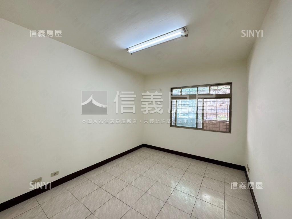 樹林秀泰年輕公寓獨戶二樓房屋室內格局與周邊環境