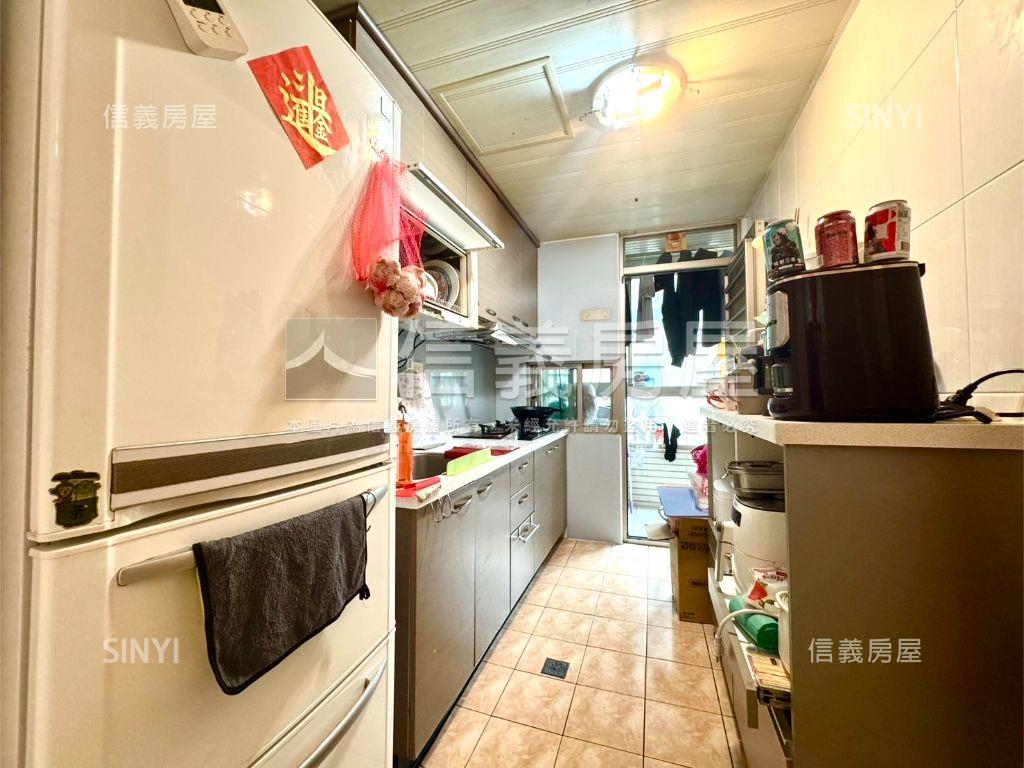 當代藝術３房１室含車位房屋室內格局與周邊環境