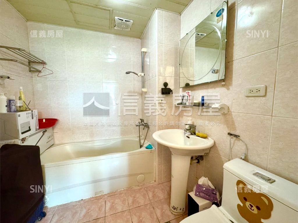 當代藝術３房１室含車位房屋室內格局與周邊環境