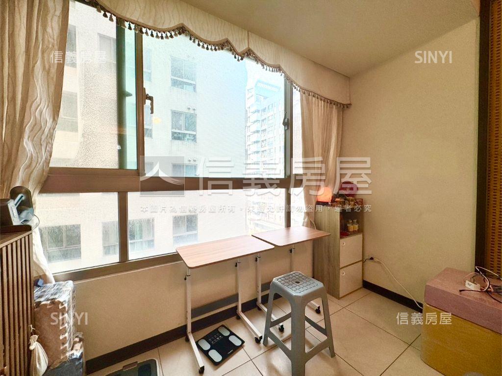 當代藝術３房１室含車位房屋室內格局與周邊環境