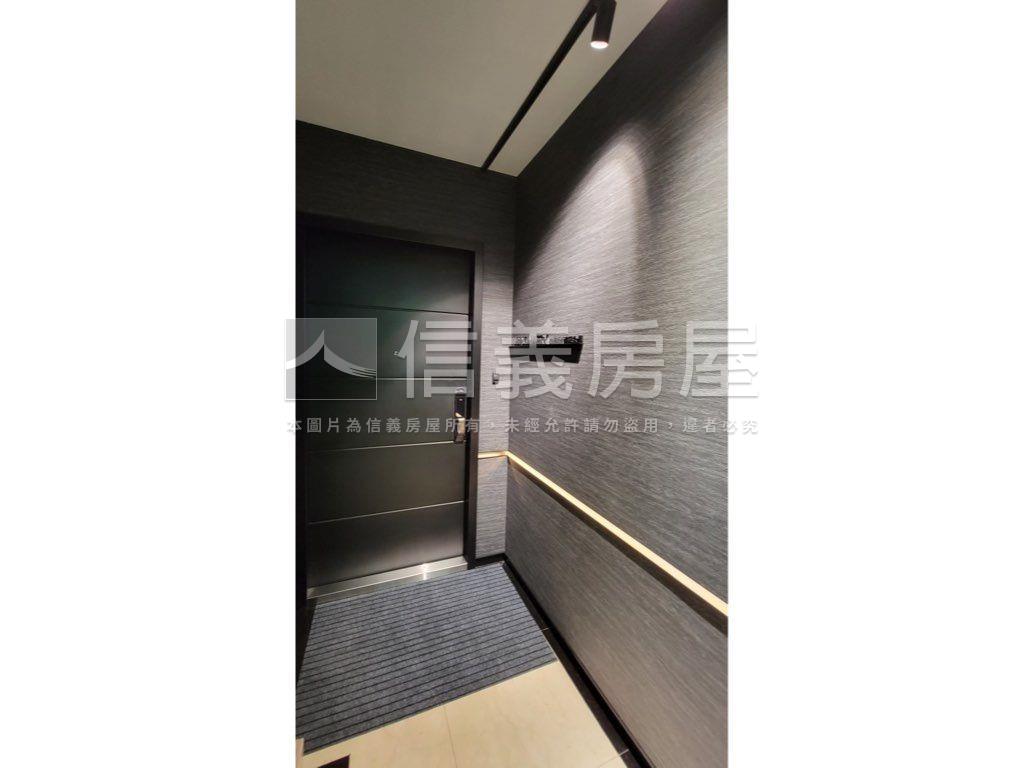 晶華酒店旁管理電梯房屋室內格局與周邊環境