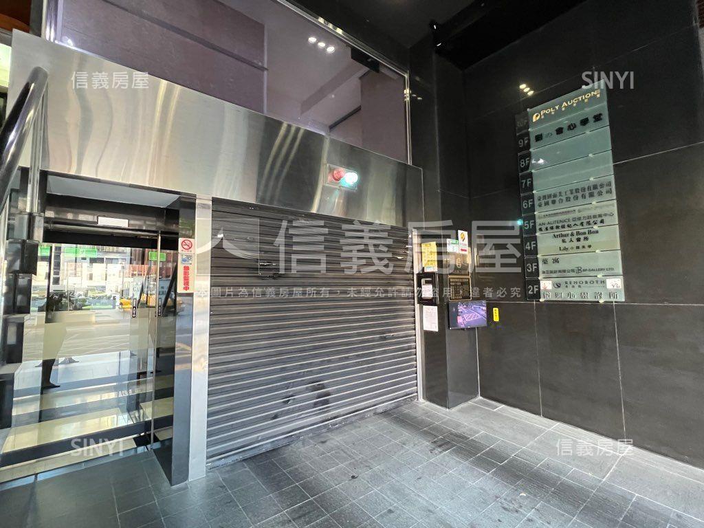 晶華酒店旁管理電梯房屋室內格局與周邊環境