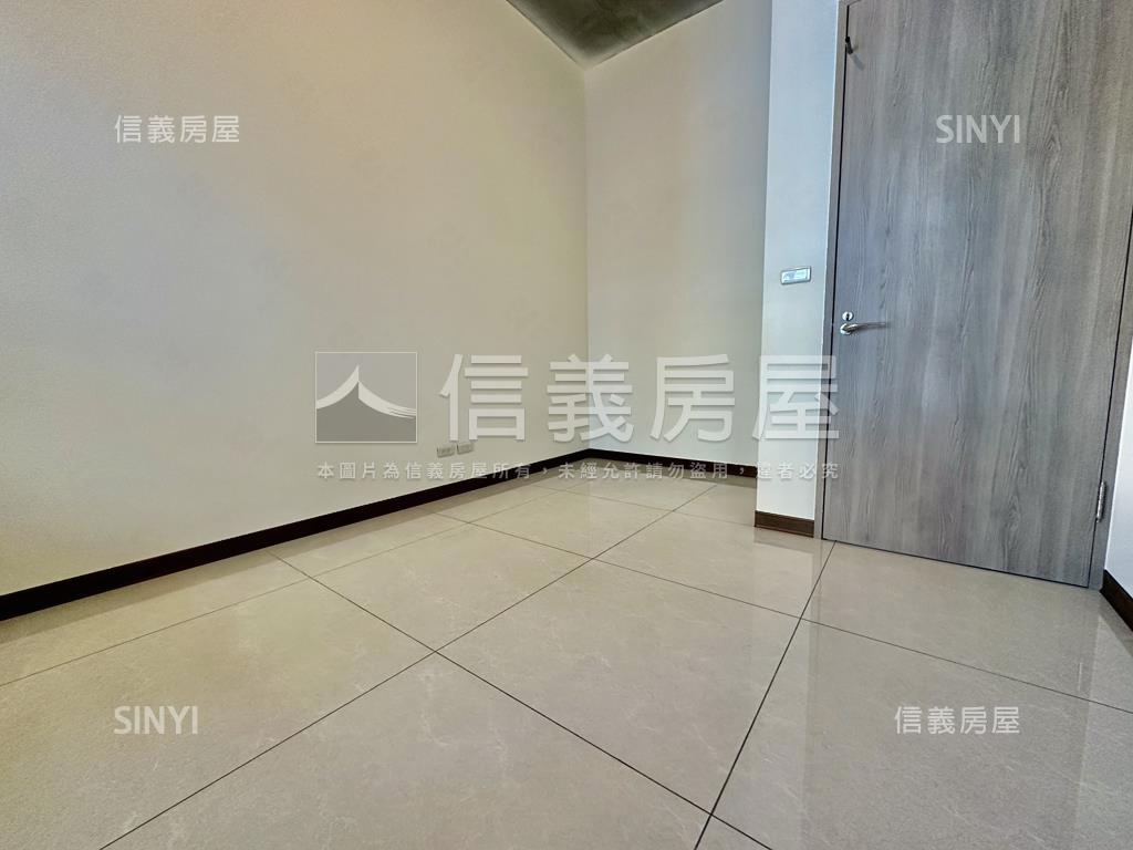 常殷一域兩房坡平車位房屋室內格局與周邊環境