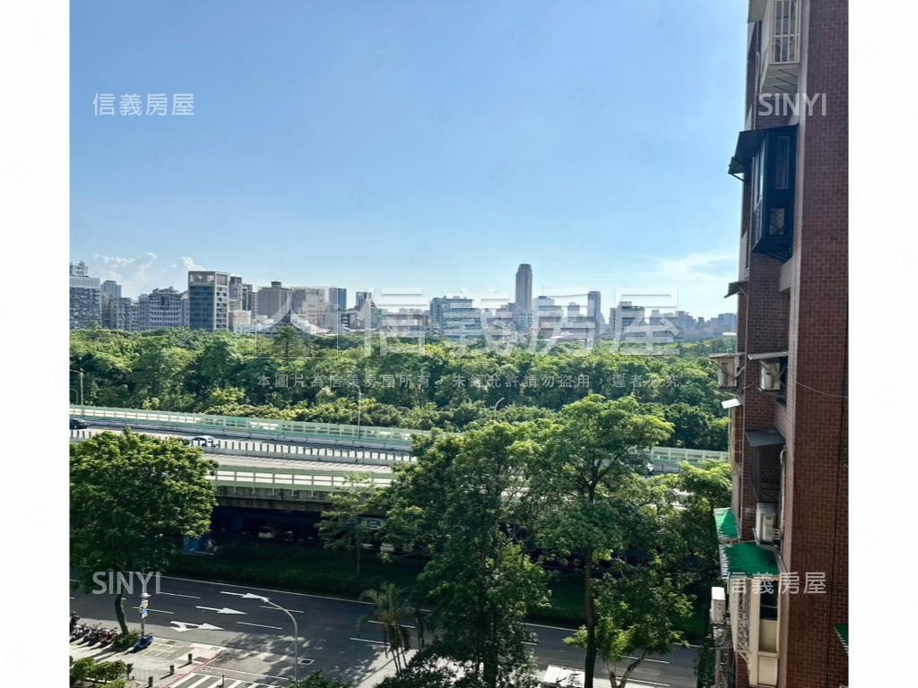 龍門金華圖書館旁電梯３房房屋室內格局與周邊環境