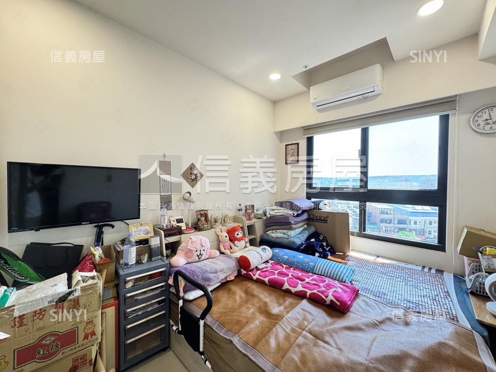 面公園精美角間三房房屋室內格局與周邊環境