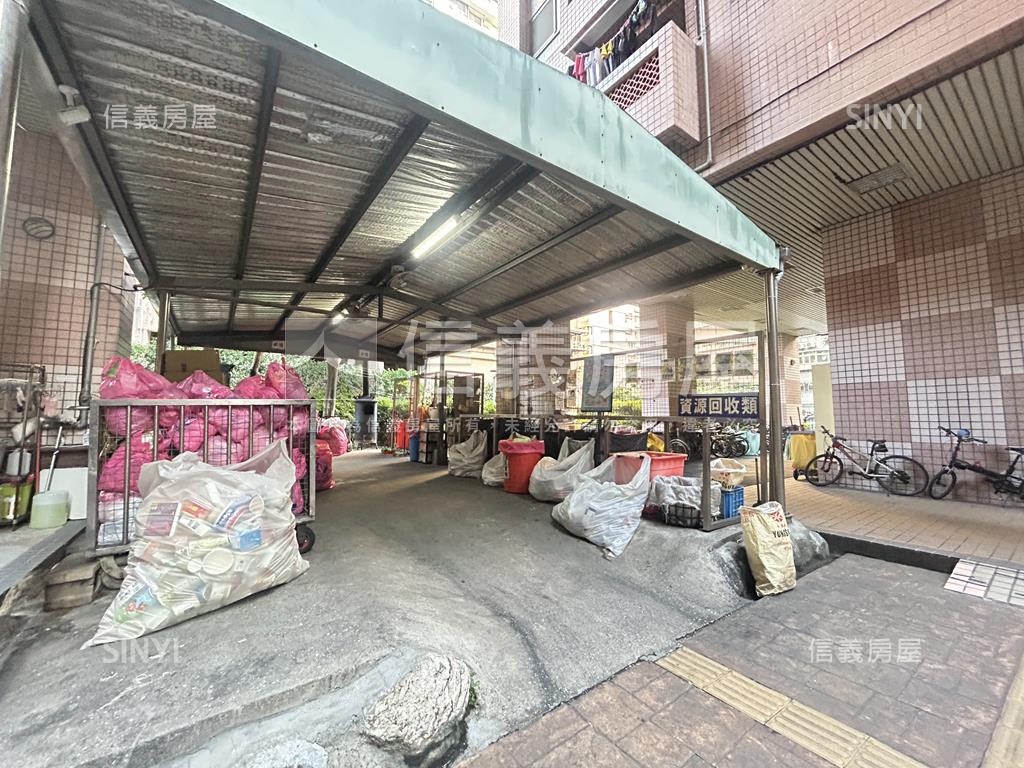 獨家專任★童話故事美兩房房屋室內格局與周邊環境