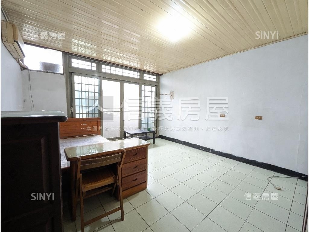 中航路高坪效透天美屋房屋室內格局與周邊環境