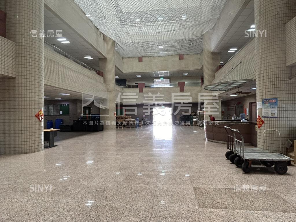 遠東ＡＢＣ廠辦房屋室內格局與周邊環境