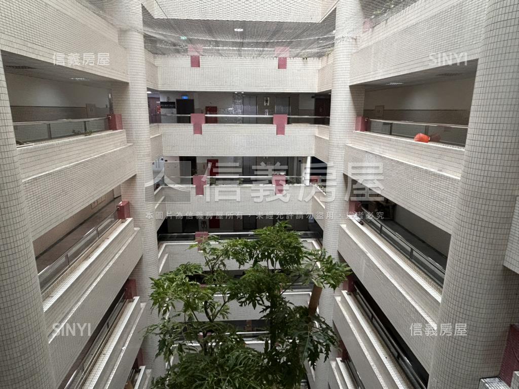 遠東ＡＢＣ廠辦房屋室內格局與周邊環境