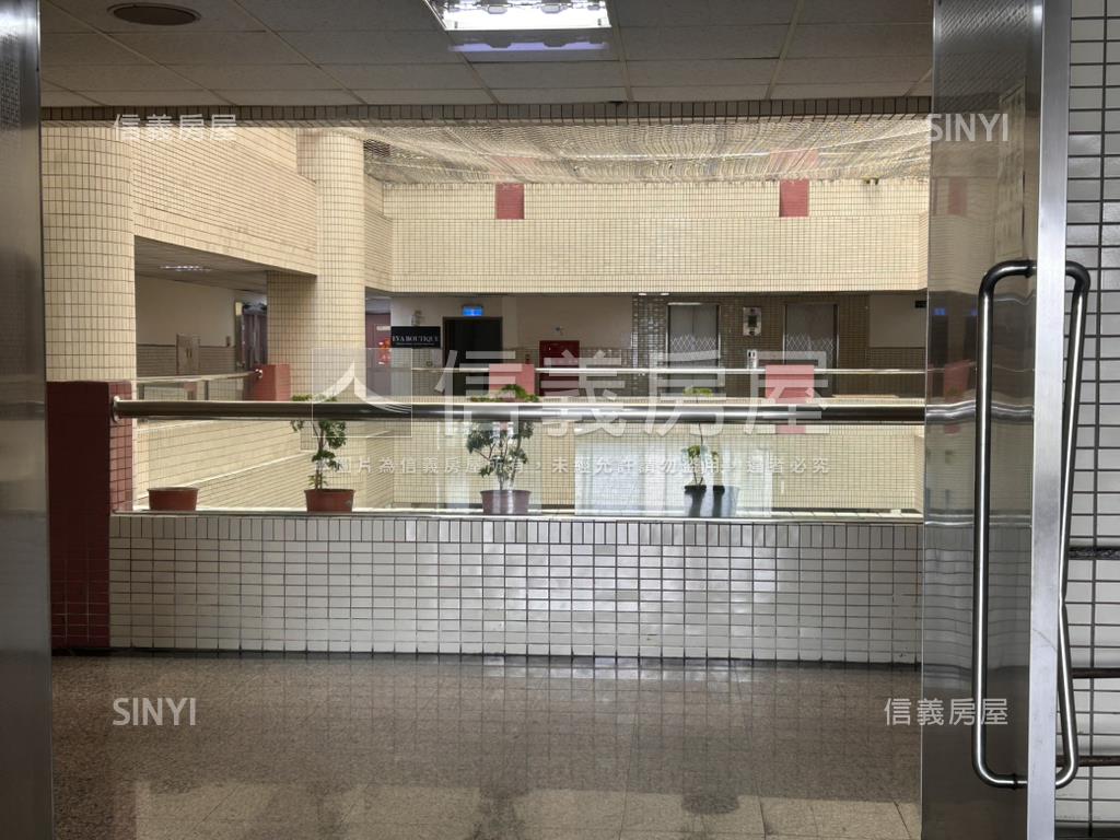 遠東ＡＢＣ廠辦房屋室內格局與周邊環境