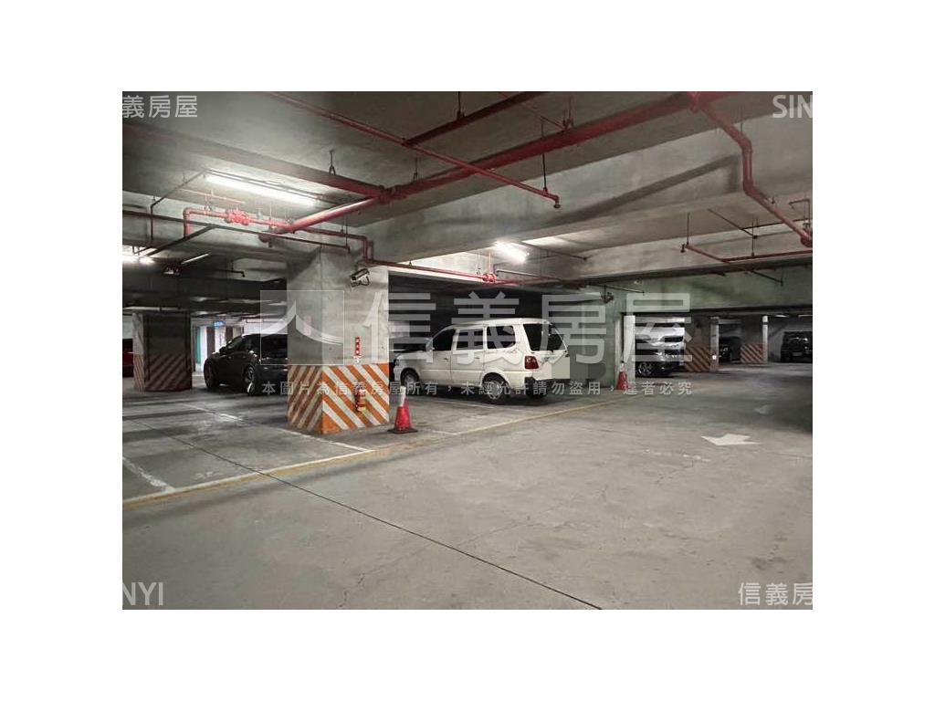 遠東ＡＢＣ廠辦房屋室內格局與周邊環境