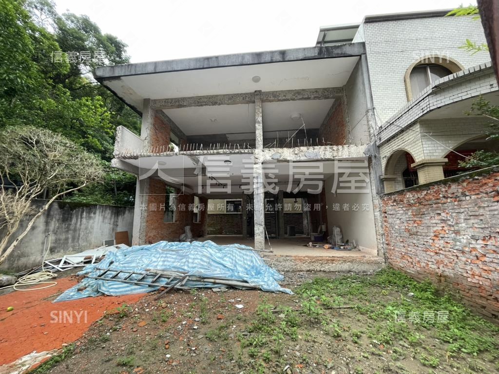 一戶一庭院．麗山新村房屋室內格局與周邊環境