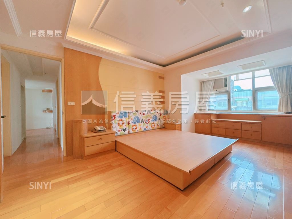 買服１％－雲門視野樓中樓房屋室內格局與周邊環境