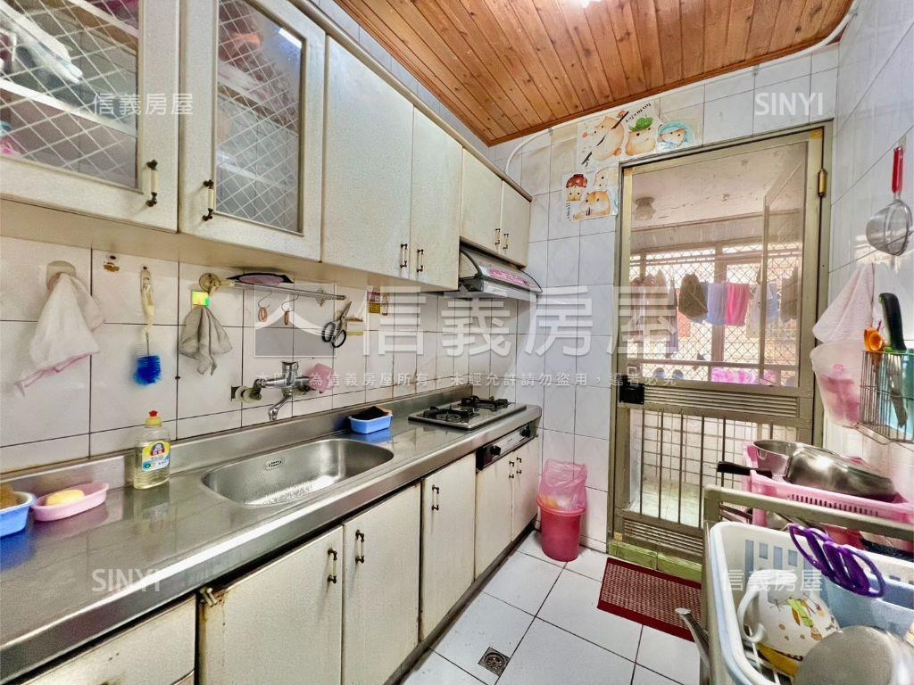 安平小資首選三房房屋室內格局與周邊環境