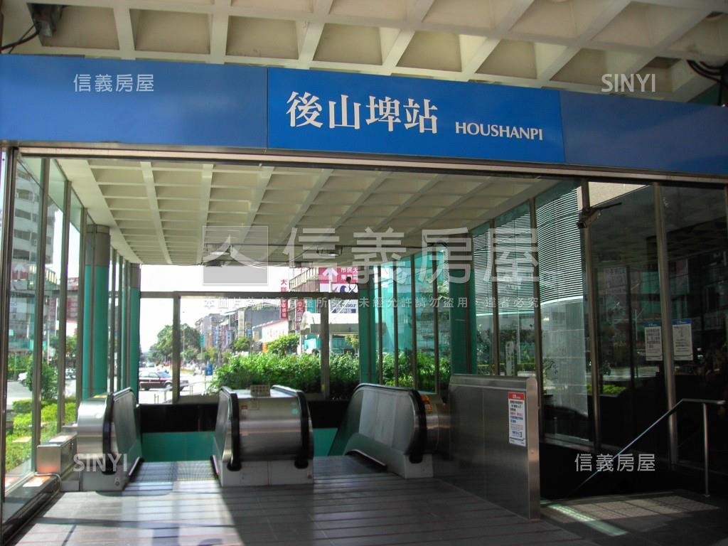 ⭐捷運共構自用辦公含車位房屋室內格局與周邊環境