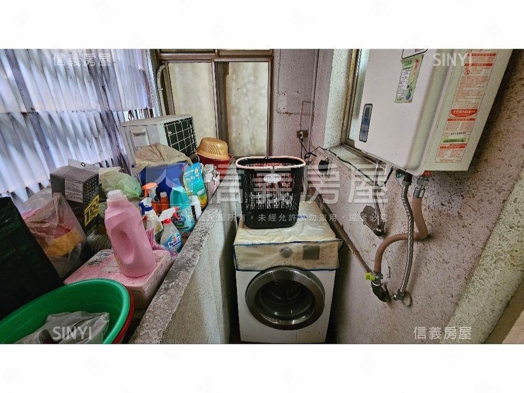 買一間近未來捷運宅邸房屋室內格局與周邊環境