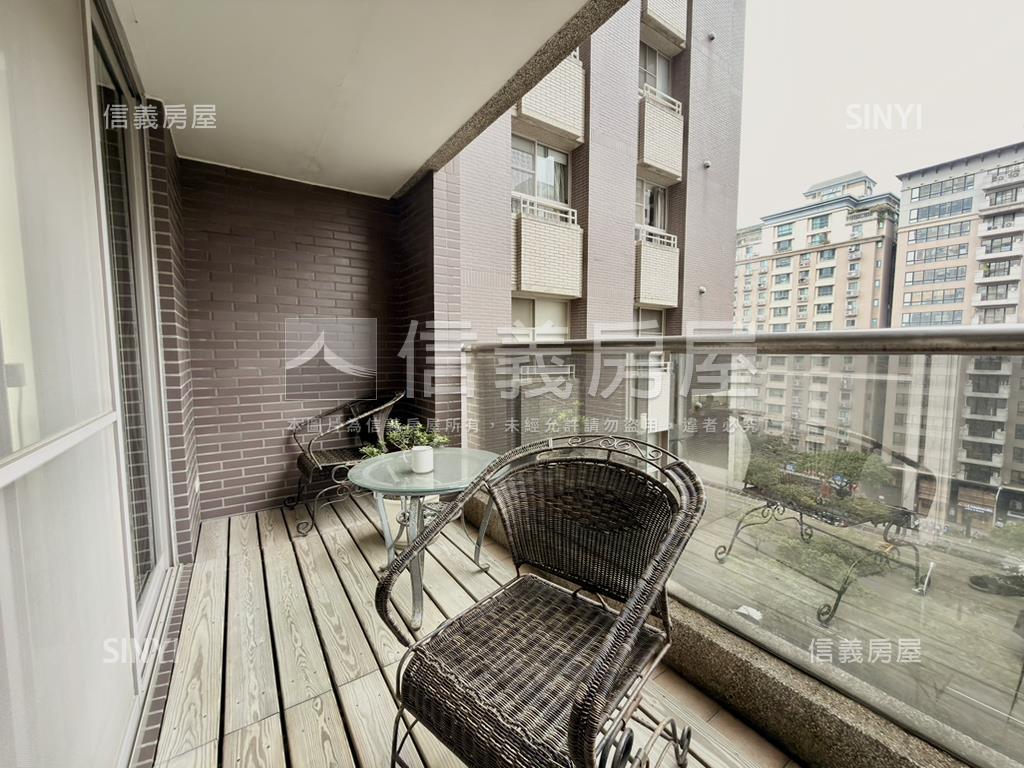 琉璃典藏四房｜三車位房屋室內格局與周邊環境