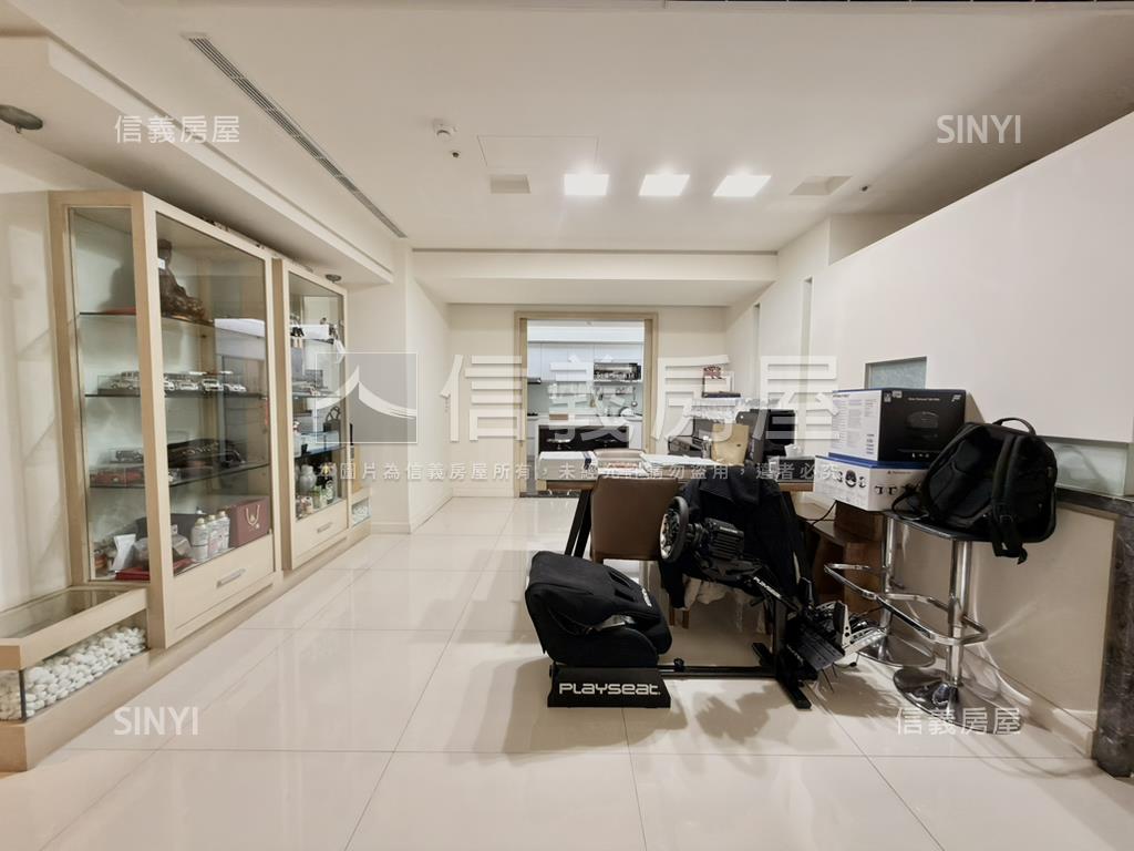 琉璃典藏四房｜三車位房屋室內格局與周邊環境