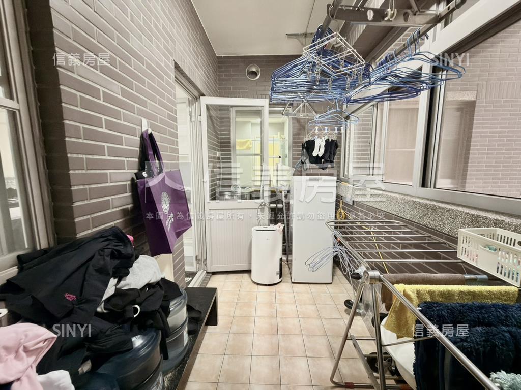 琉璃典藏四房｜三車位房屋室內格局與周邊環境