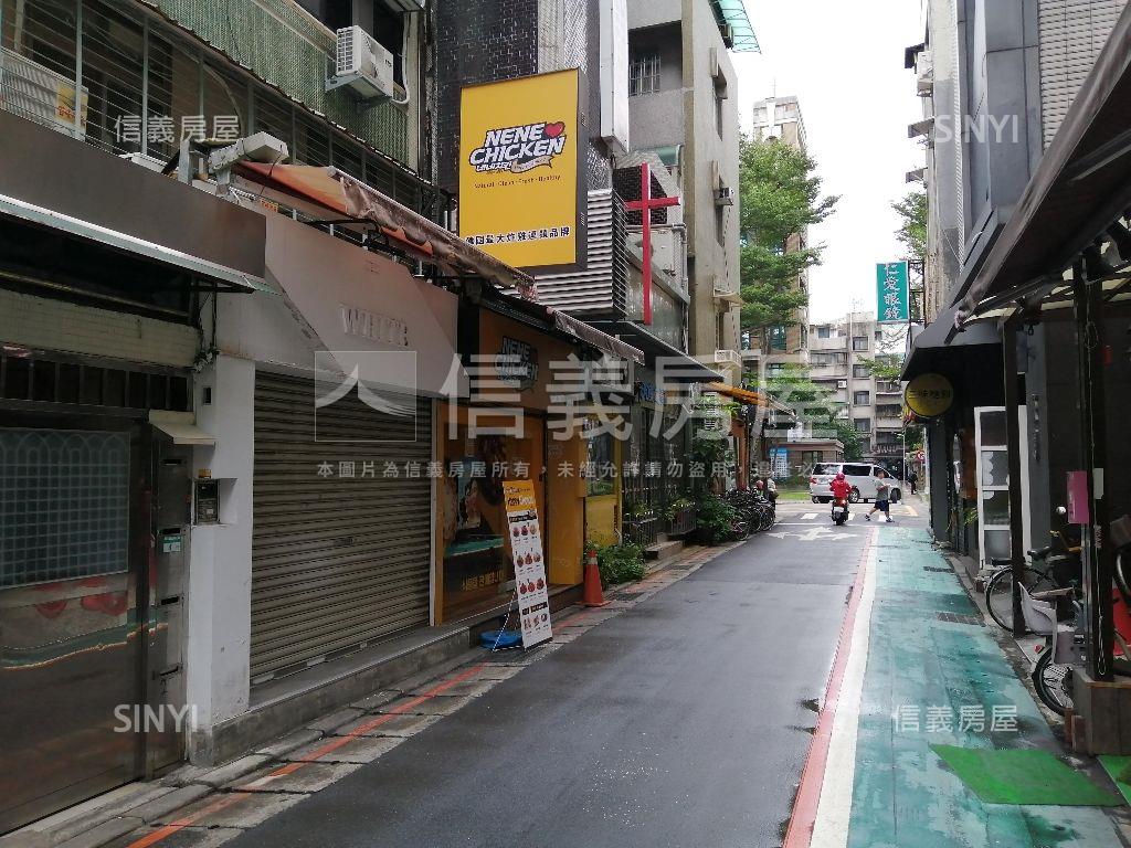 師大商一雙店面房屋室內格局與周邊環境
