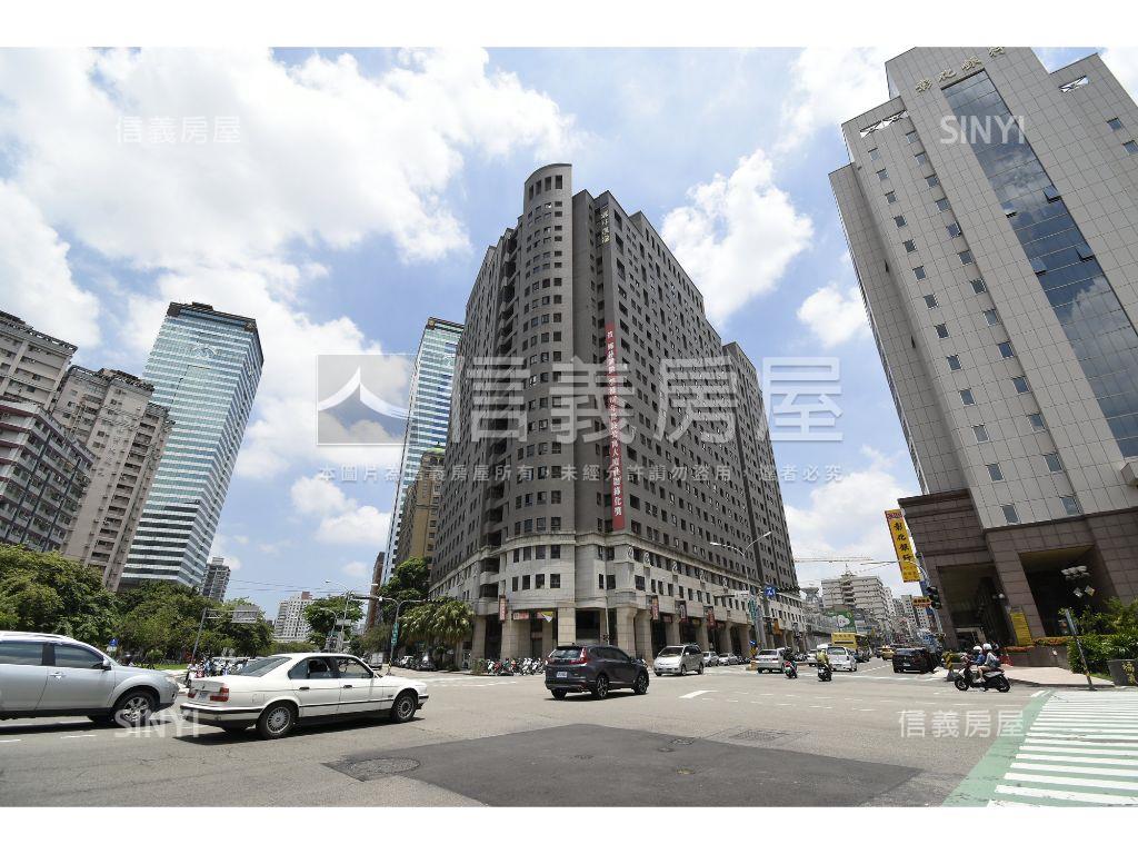 鄉林凱撒２房有車位房屋室內格局與周邊環境