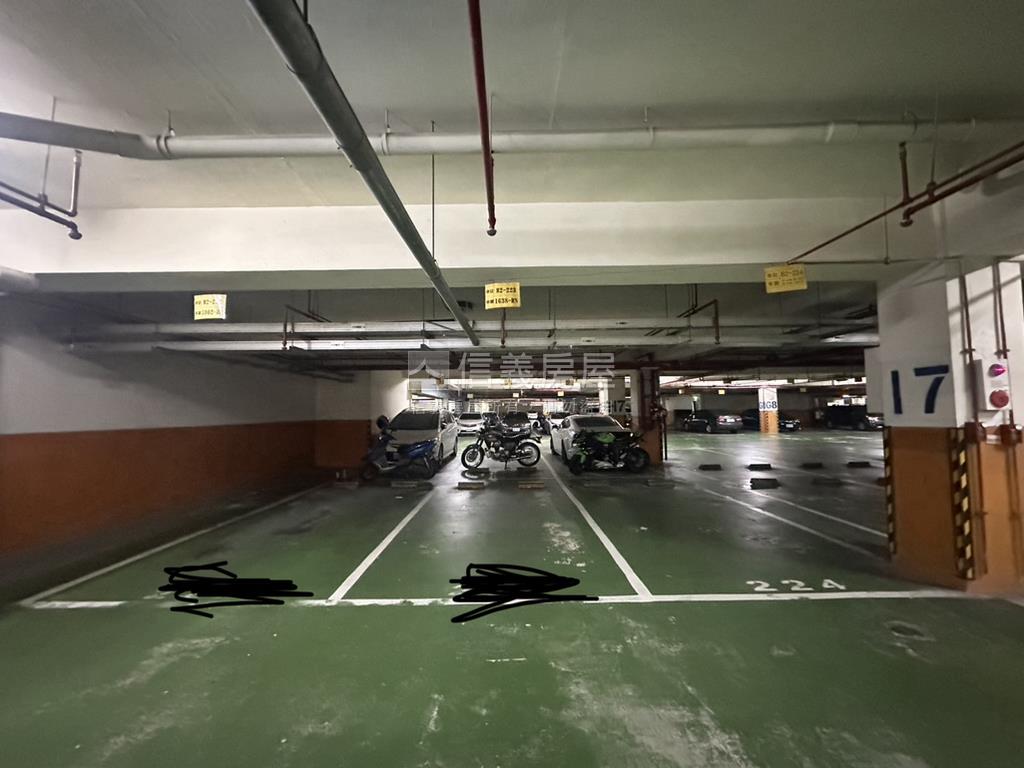 陸光新城Ａ區四房車位房屋室內格局與周邊環境