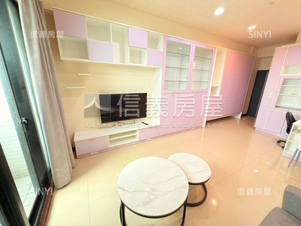 十二期高樓三房平車美裝潢房屋室內格局與周邊環境