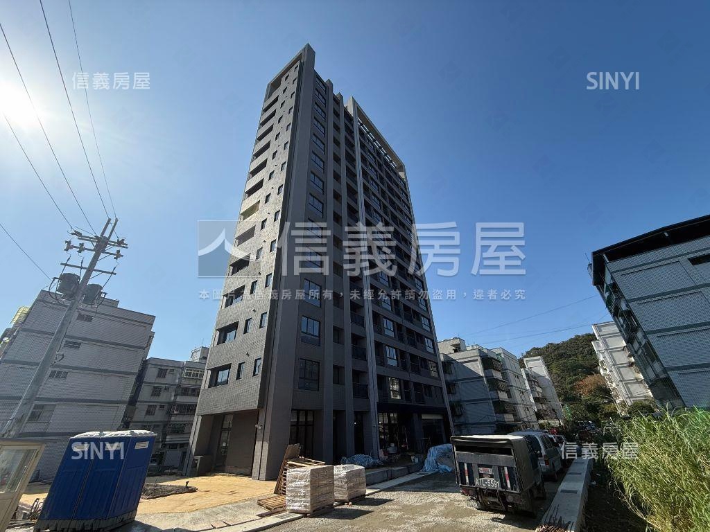 僑駿青套房車位稀有釋出房屋室內格局與周邊環境