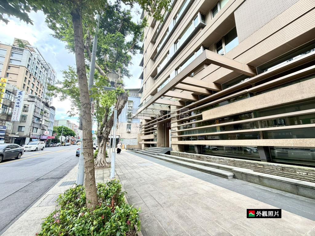 一品花園★好停平面大車位房屋室內格局與周邊環境