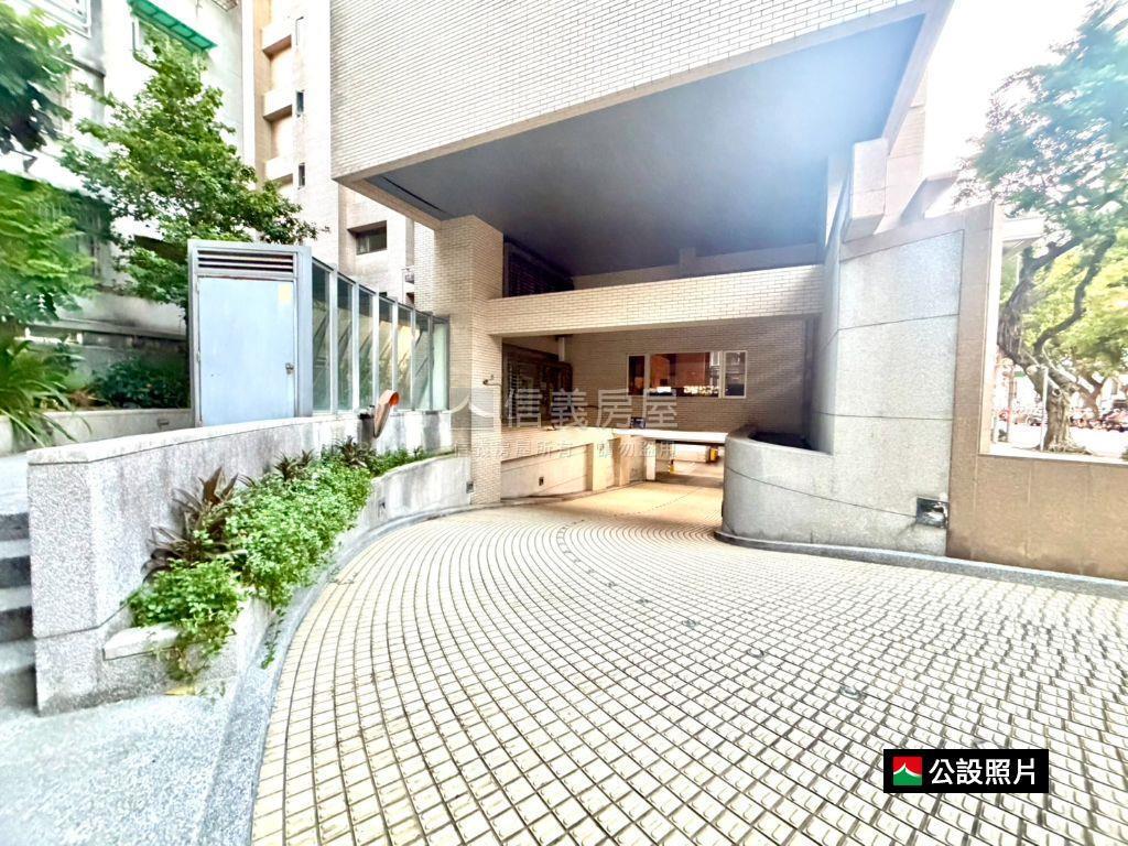 一品花園★好停平面大車位房屋室內格局與周邊環境