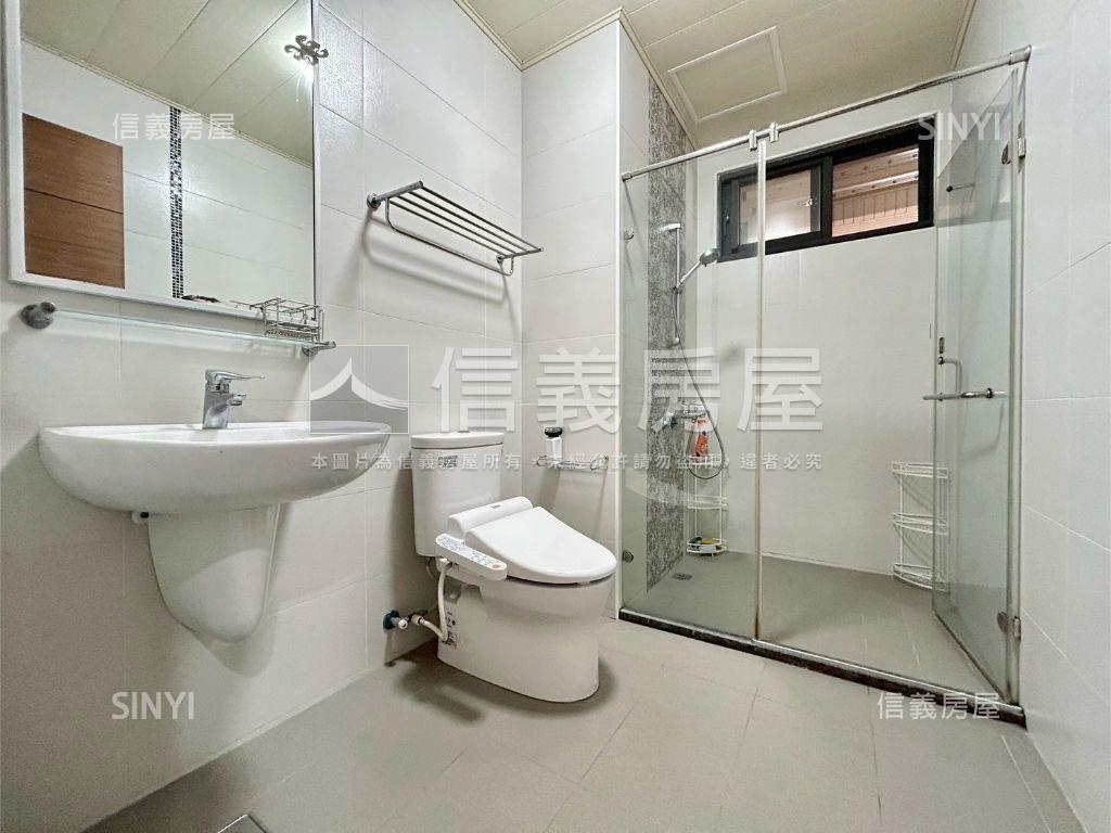 夢想好時光四房連號雙車位房屋室內格局與周邊環境