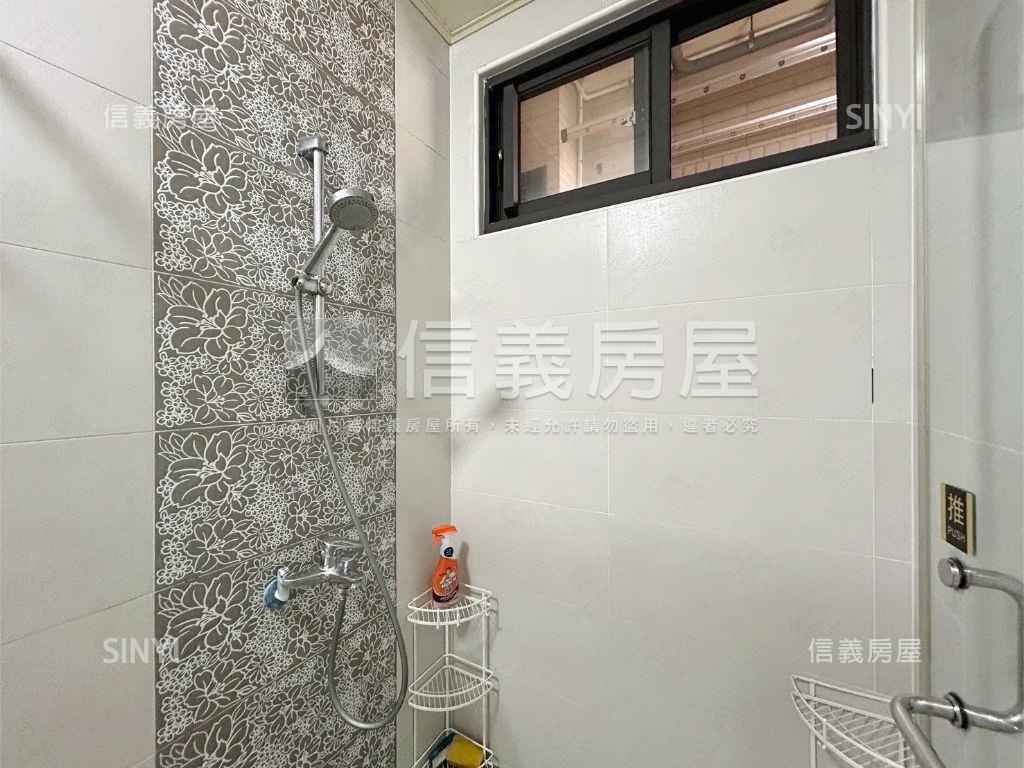 夢想好時光四房連號雙車位房屋室內格局與周邊環境