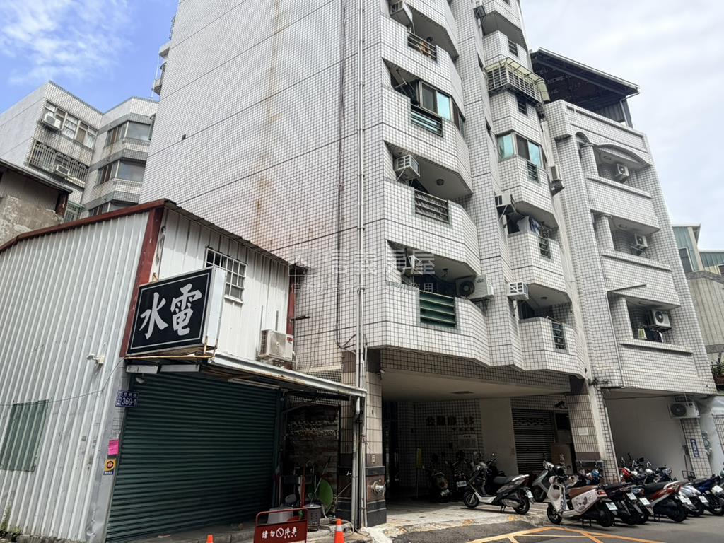 單純套房一層不超過７戶房屋室內格局與周邊環境