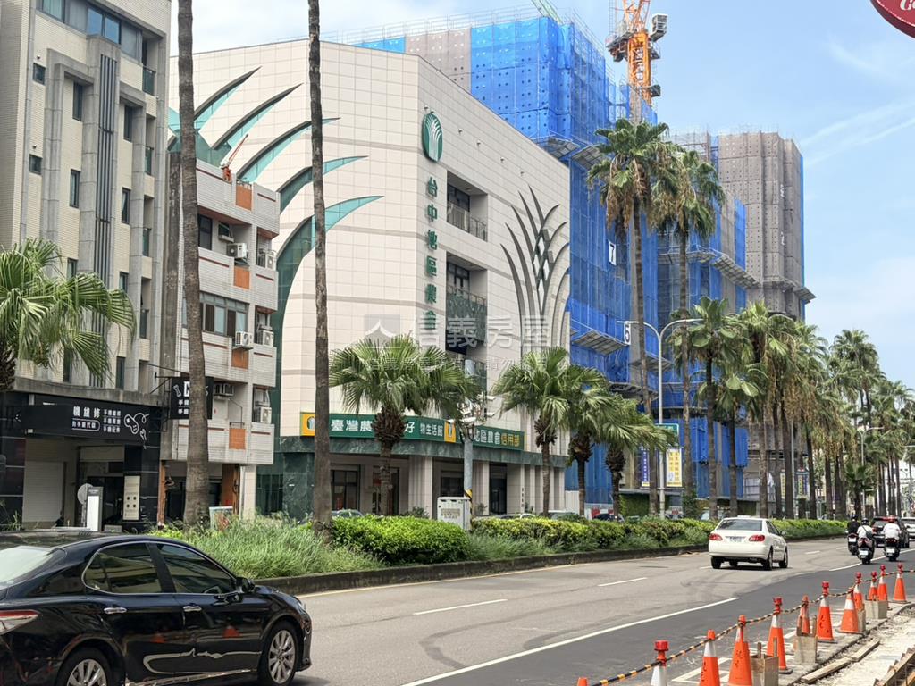 單純套房一層不超過７戶房屋室內格局與周邊環境