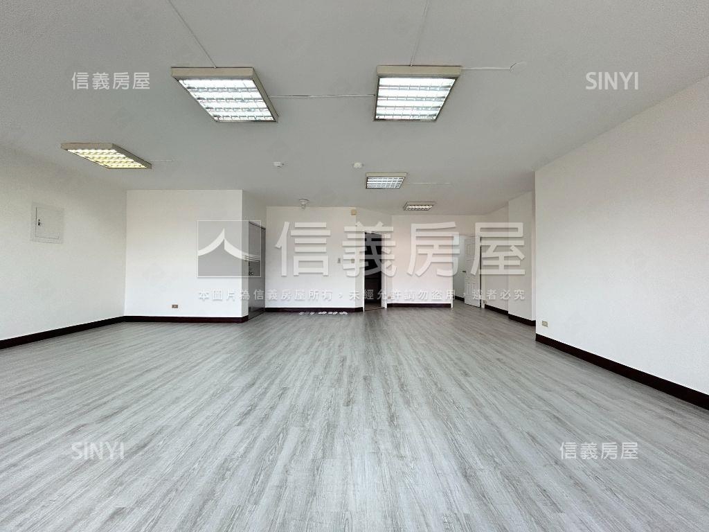 正南京東路崇偉三房車位房屋室內格局與周邊環境