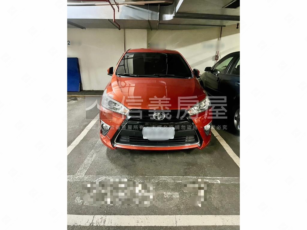 近文心路４房樓中樓＋平車房屋室內格局與周邊環境