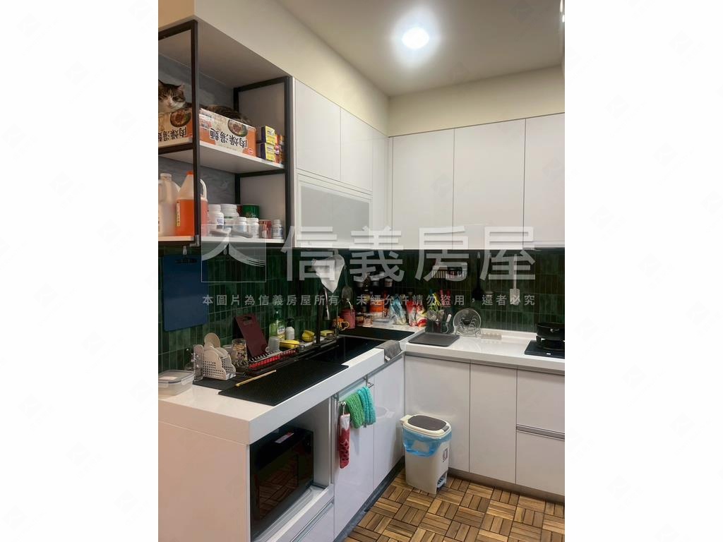 正崇德路精美裝潢一樓華廈房屋室內格局與周邊環境