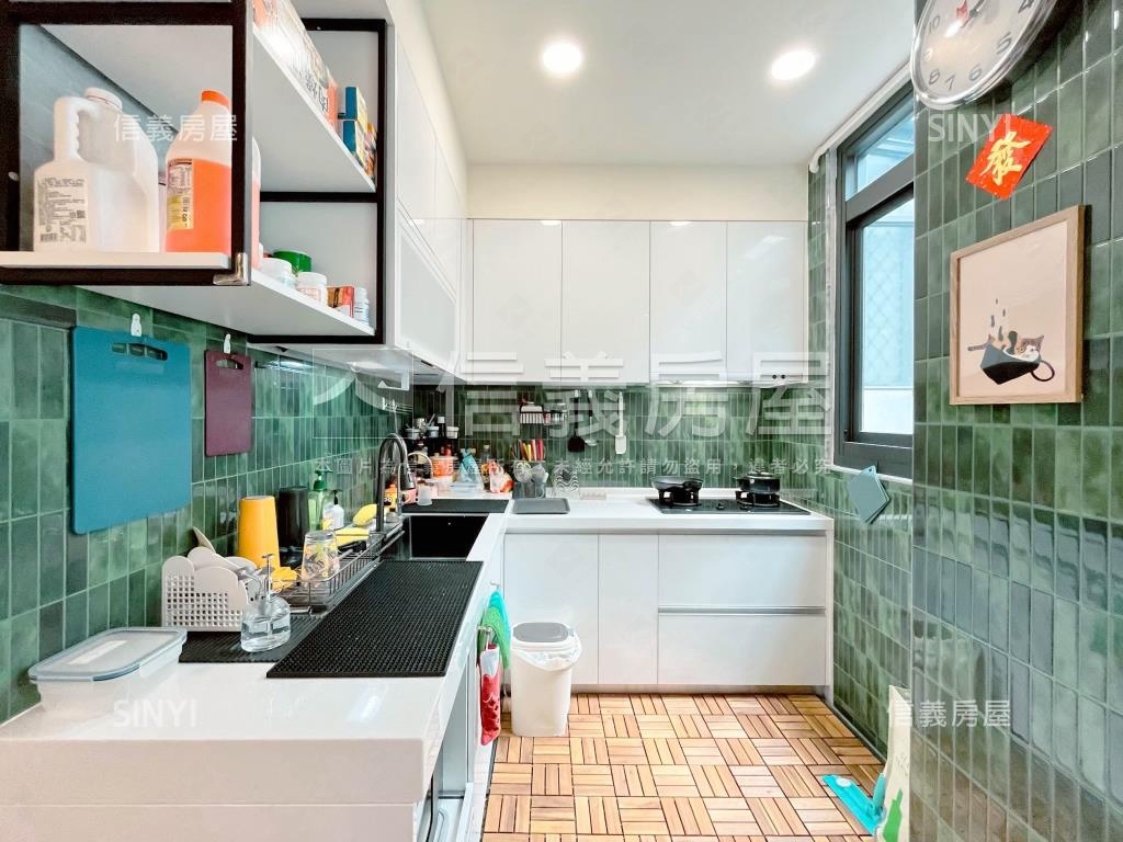 正崇德路精美裝潢一樓華廈房屋室內格局與周邊環境