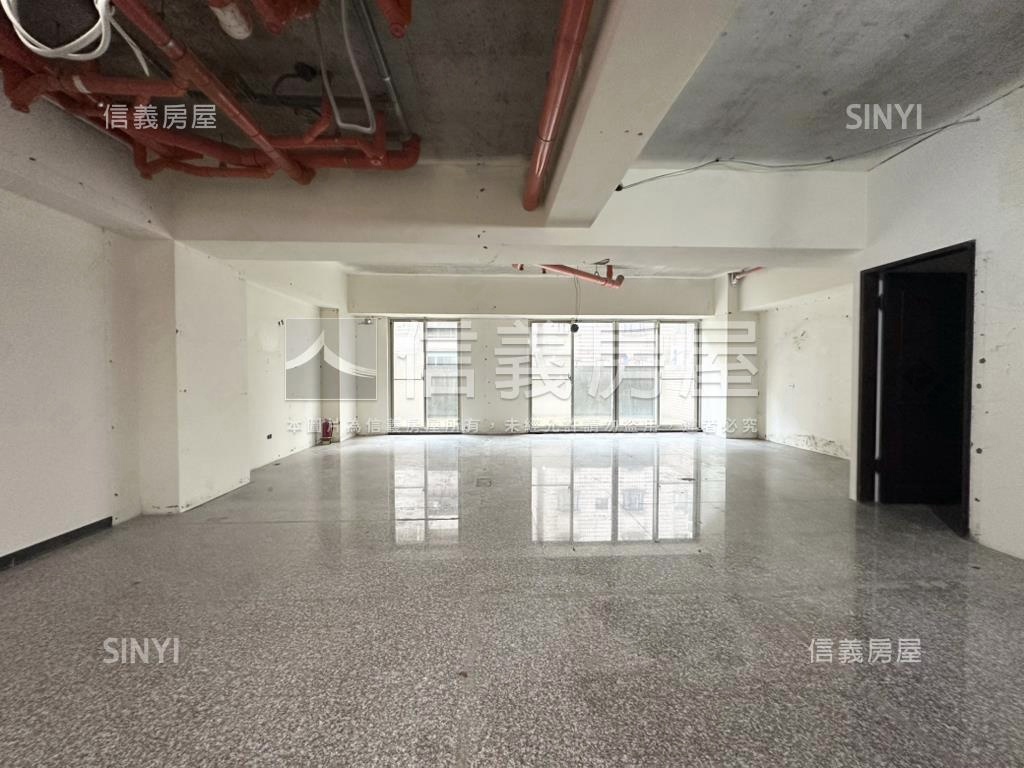 四號公園宜安黃金店面房屋室內格局與周邊環境