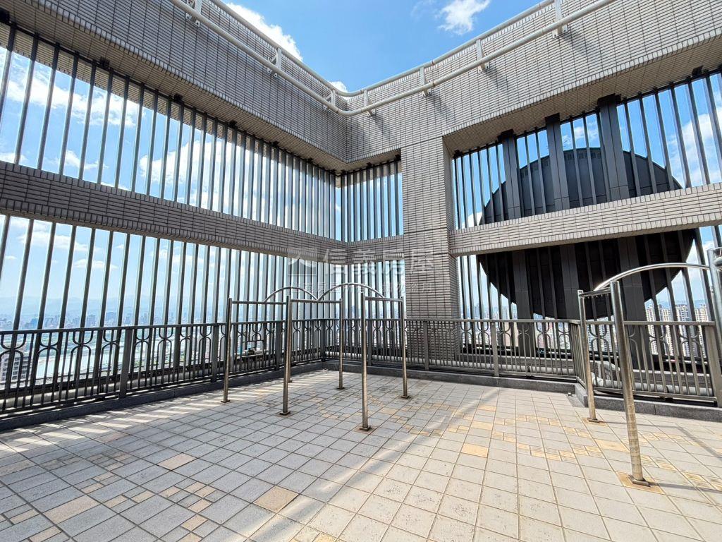 冠德美麗台北。兩房新境界房屋室內格局與周邊環境