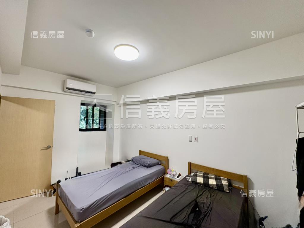 星野沐月山景２房車位房屋室內格局與周邊環境