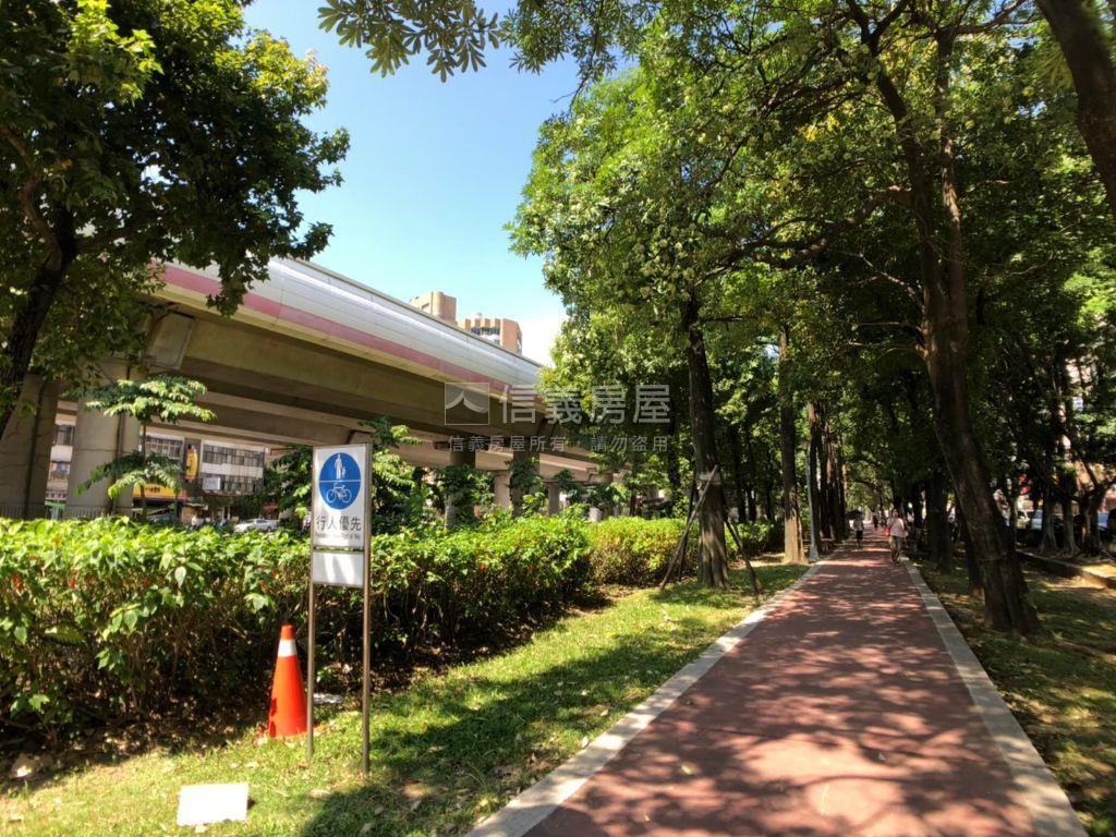 【車位】正隆麗池房屋室內格局與周邊環境