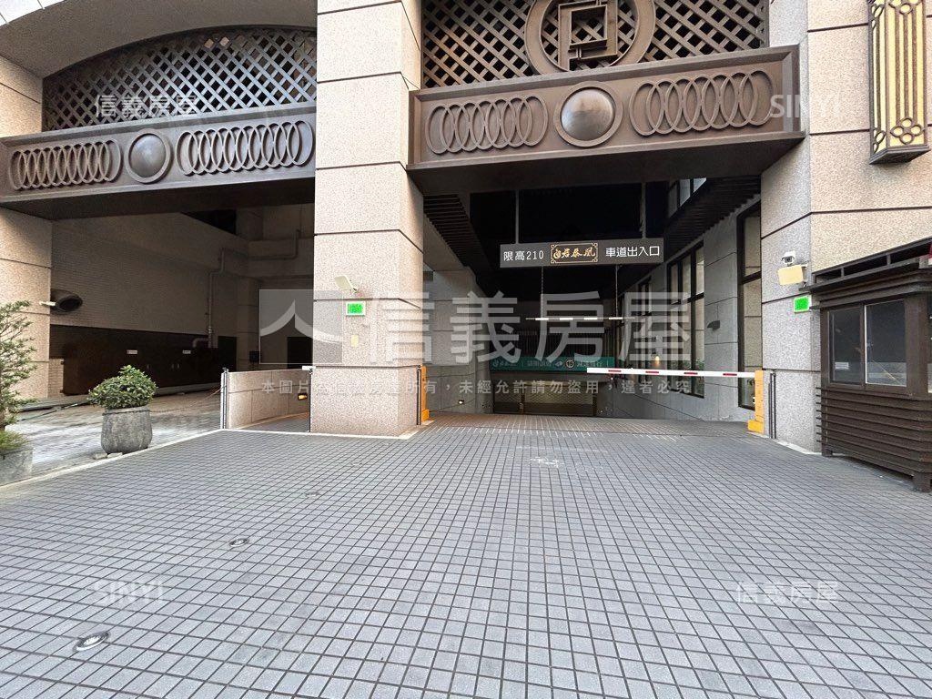 君泰凰．面公園大戶房屋室內格局與周邊環境