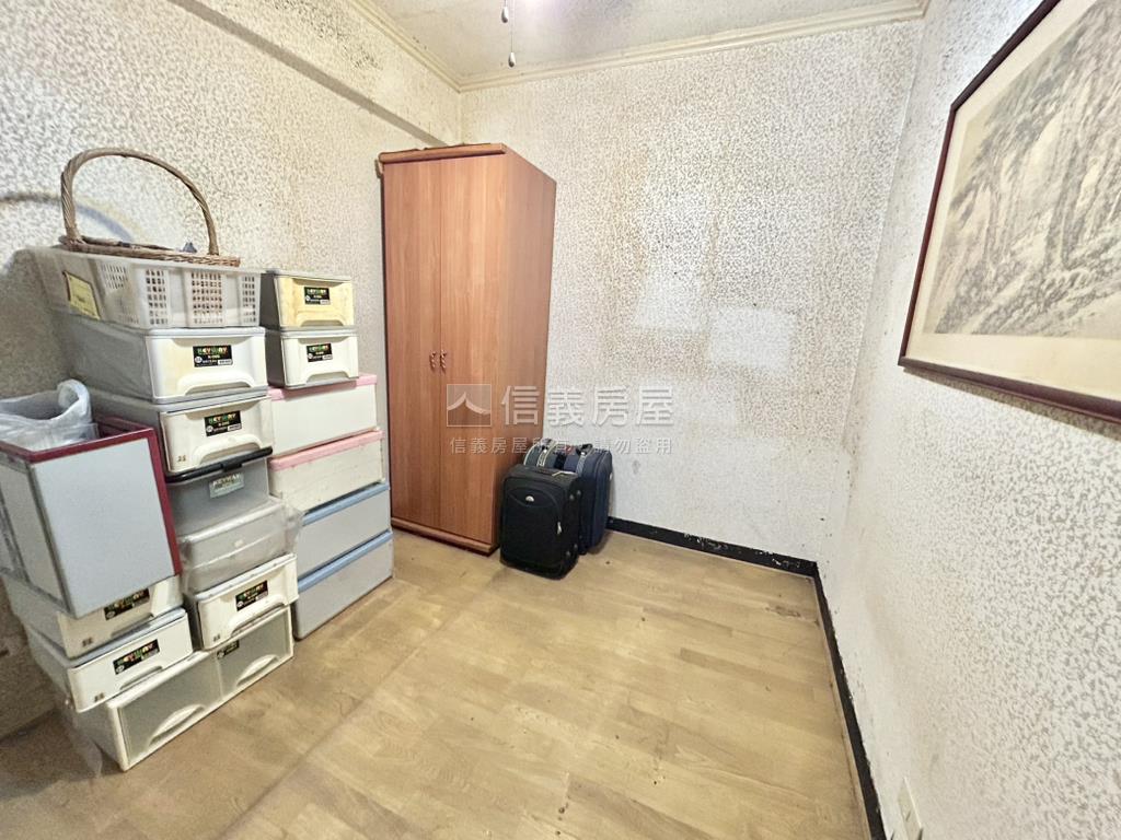 近萬大線捷運三樓美寓房屋室內格局與周邊環境
