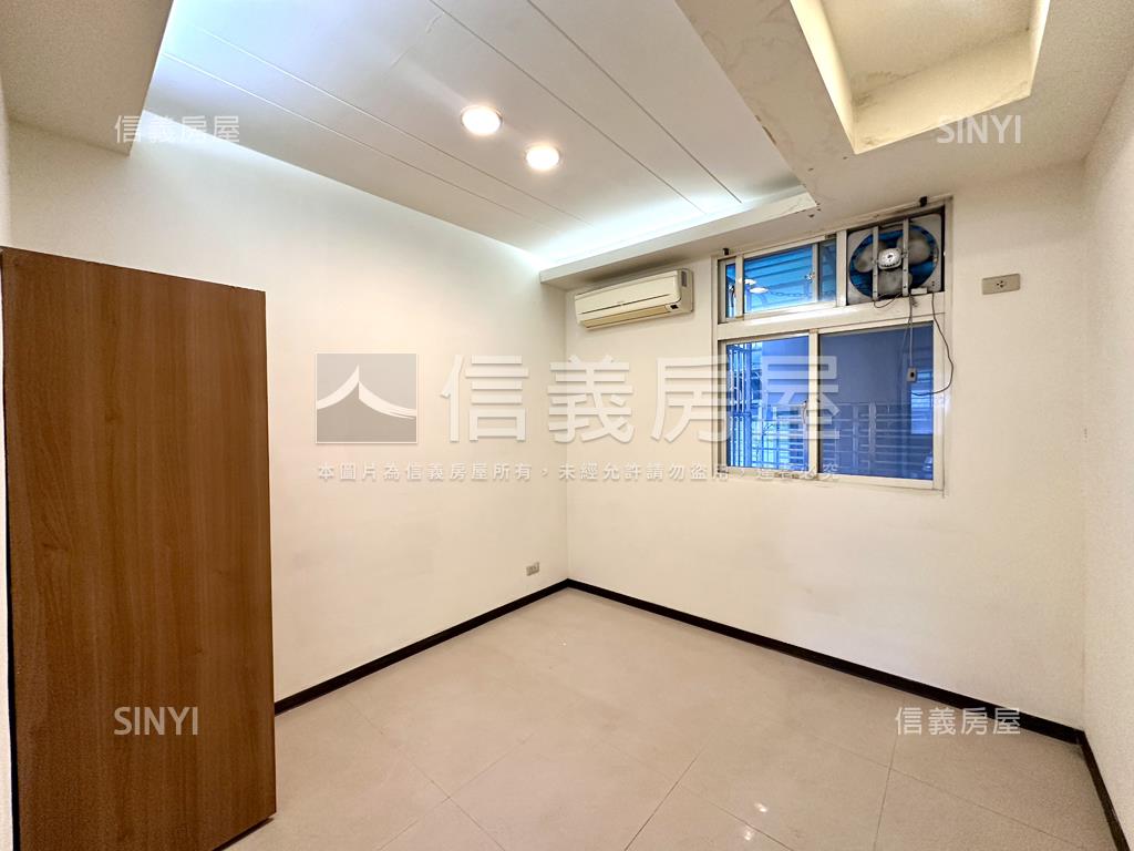 民族路頂樓美景大空間房屋室內格局與周邊環境